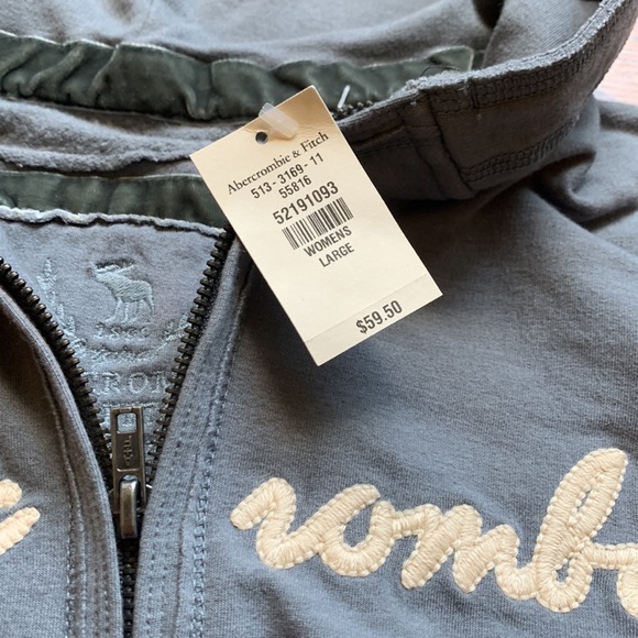 Abercrombie and Fitch Half zip hoodie - Picture 3 of 4